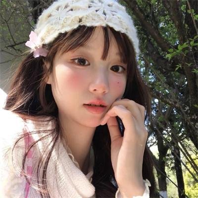 诺娜和埃斯特